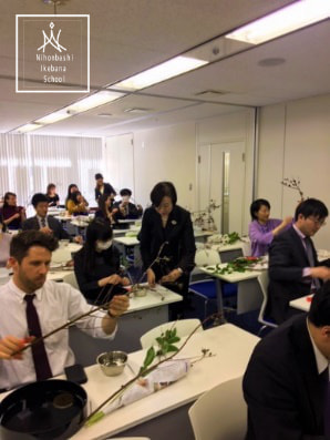グループいけばな体験